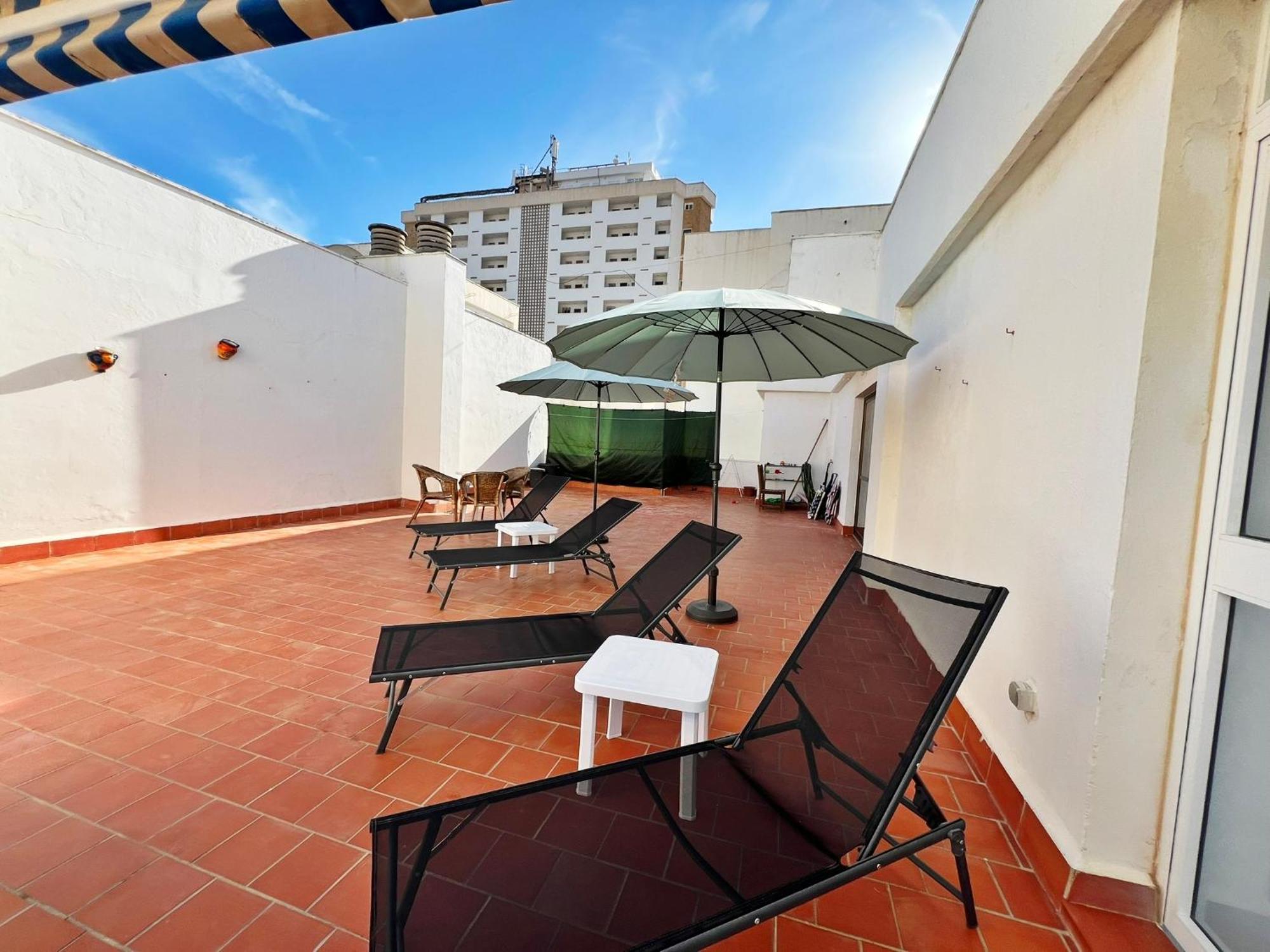 Bonito Atico En Primera Linea De Playa Con Piscina Fuengirola Exterior photo